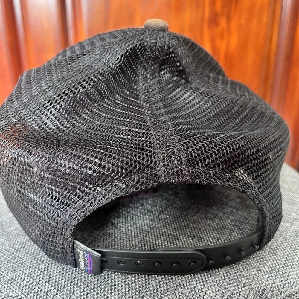 Patagonia Patched Logo Snap Back Mesh Trucker Hat Cap Adjustable Brown / Olive